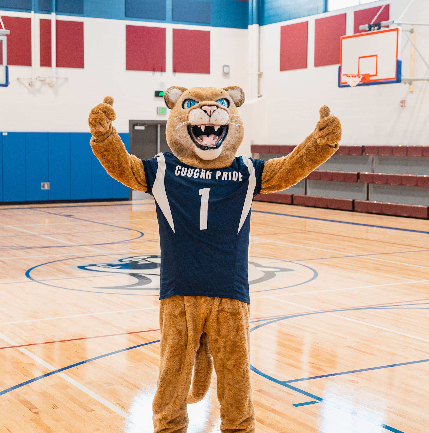 Apple Valley Mascot Welcomes Students