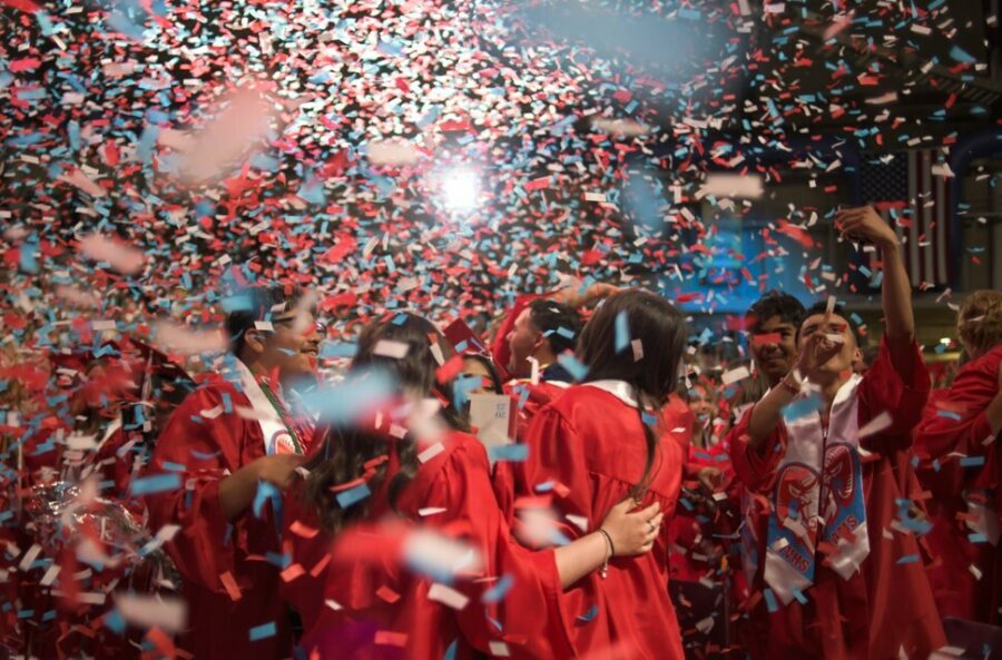 2025grad2