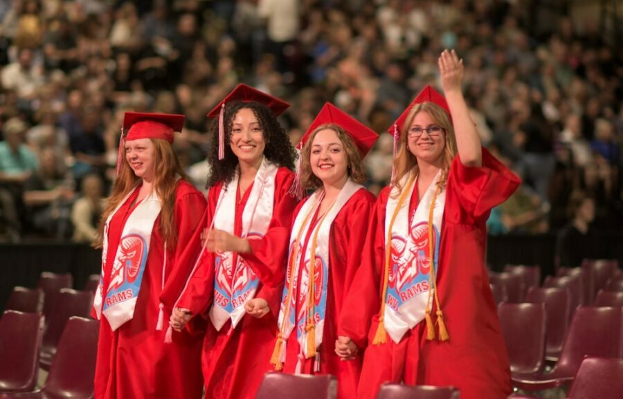 2025grad3